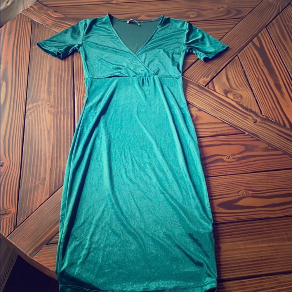 Zara Emerald/Teal Green Velvet Dress